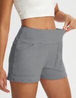 Moteriški šortai M - Image 3